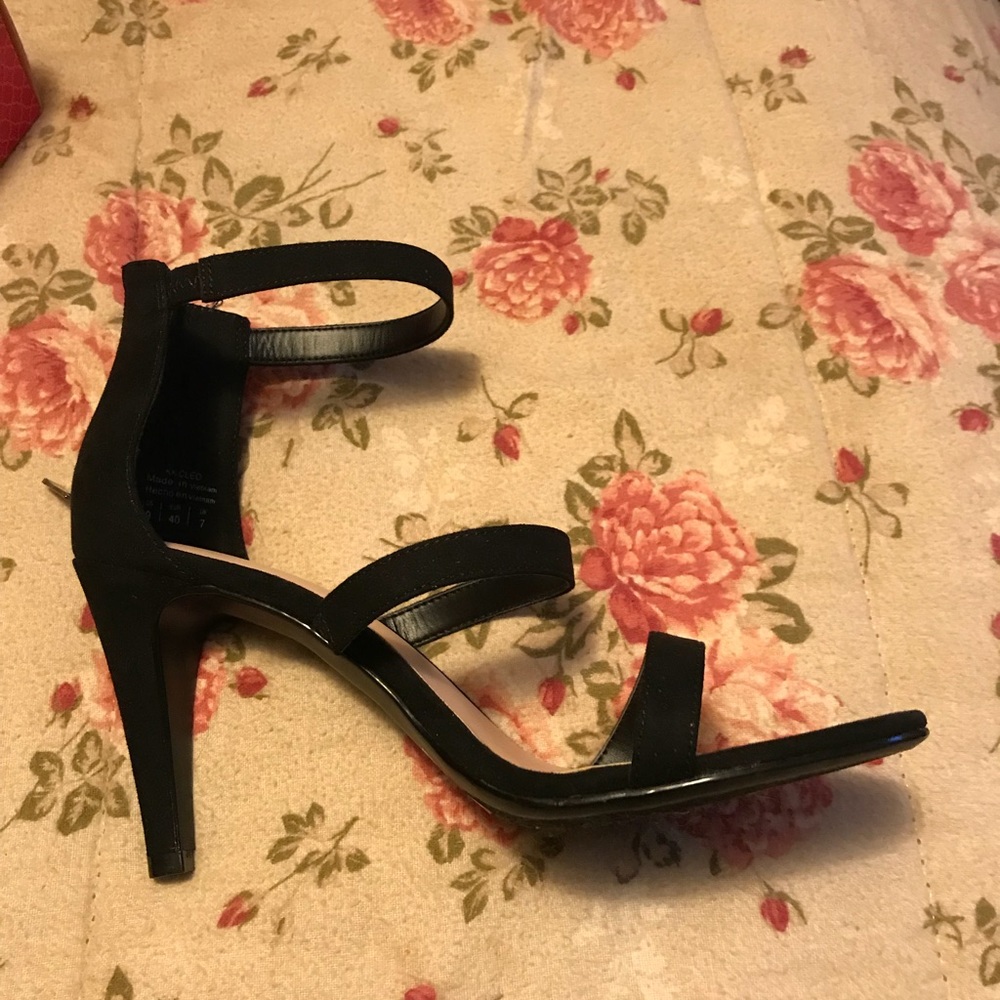 Black heels